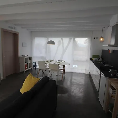 1 Dormitorio, Jardin Y Piscina - Montesomo בית נופש סומו