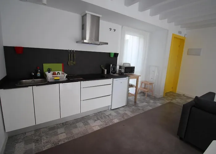 Holiday home 1 Dormitorio, Jardin Y Piscina - Montesomo