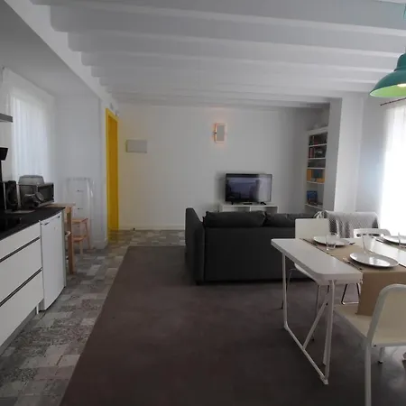 1 Dormitorio, Jardin Y Piscina - Montesomo